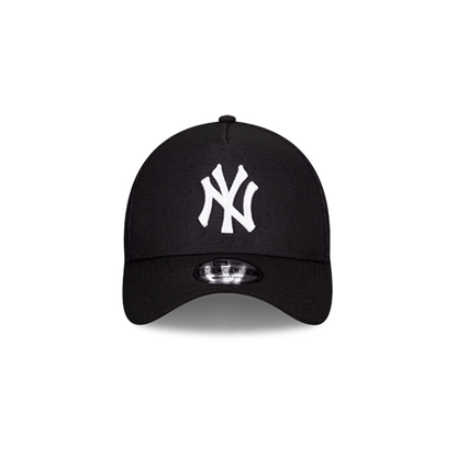 9FORTY Yankees  Trucker Snapback Hat Negro Blanco