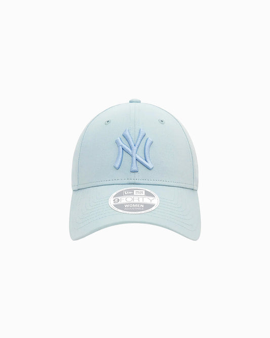 9FORTY League Essentials Yankees Ajustable Celeste Pastel Womens