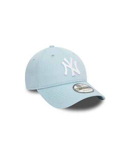 LEAGUE ESSENTIAL 9FORTY Yankees Adjustable Hat Celeste